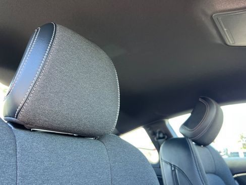 Used 2025 Ford Mustang Coupe image 16