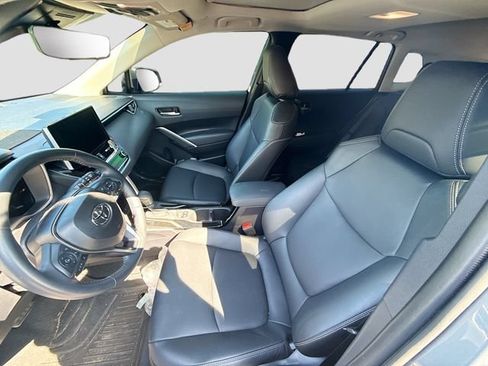 Used 2025 Toyota Corolla Cross XLE w/ Convenience Package AWD/4WD image 28