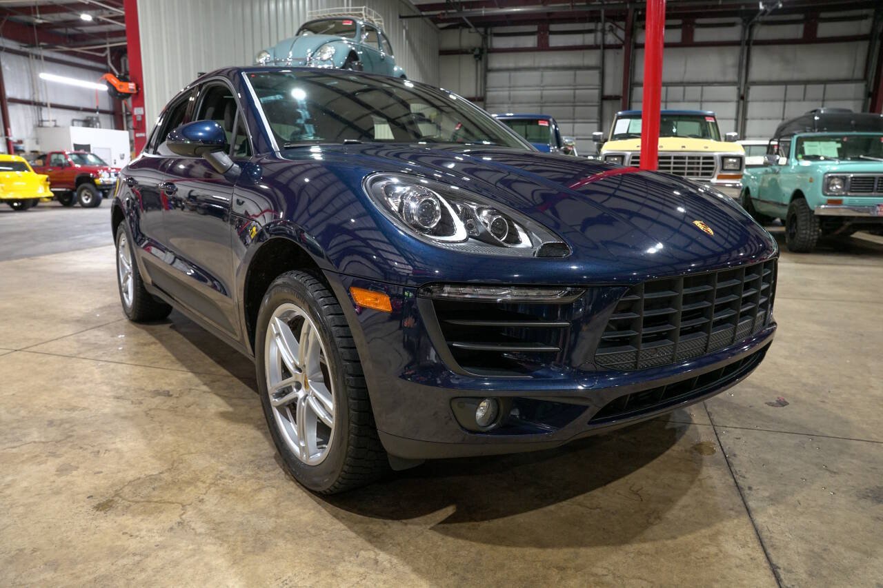Used 2018 Porsche Macan AWD/4WD image 12