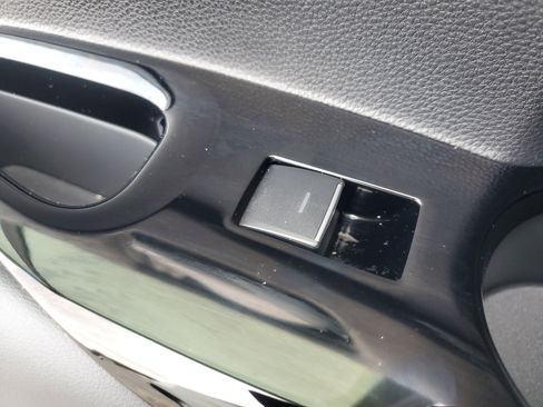 Used 2023 Toyota Corolla SE image 14