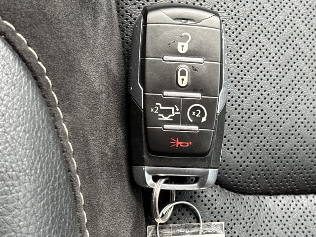 Used 2019 RAM 1500 Laramie AWD/4WD image 40