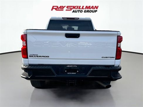 Used 2024 Chevrolet Silverado 2500 Custom w/ Snow Plow Prep/Camper Package image 6