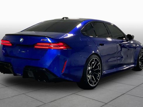 Used 2025 BMW M5 w/ Carbon Package AWD/4WD image 12