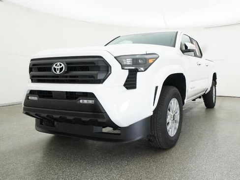 New 2026 Toyota Tacoma SR5 image 32