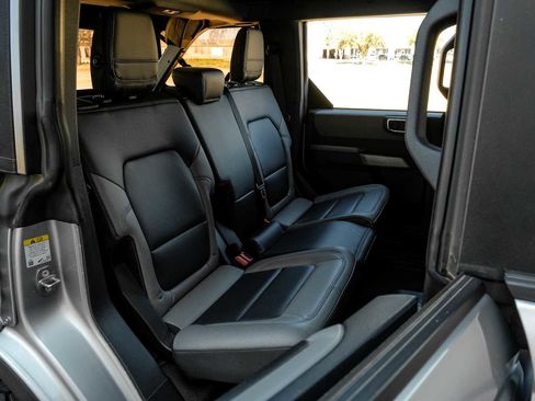 Used 2023 Ford Bronco Black Diamond image 47