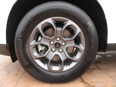 Used 2026 Ford Maverick XLT AWD/4WD image 9