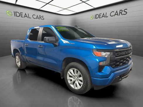 Used 2023 Chevrolet Silverado 1500 Custom RWD image 3
