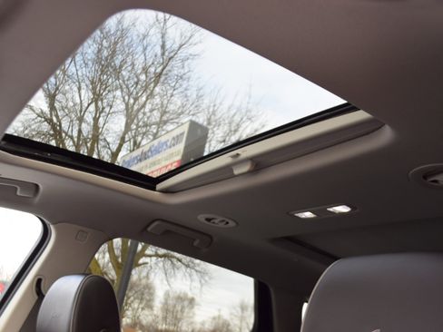 Used 2021 Buick Enclave Avenir w/ Avenir Technology Package image 30