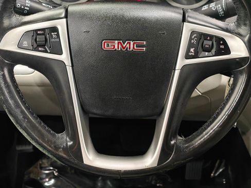 Used 2017 GMC Terrain SLT w/ Driver Alert Package I AWD/4WD image 5