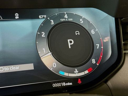 New 2026 Land Rover Range Rover Long Wheelbase SE image 13