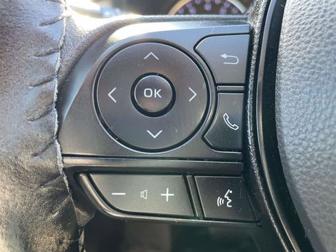 Used 2019 Toyota RAV4 XLE image 16