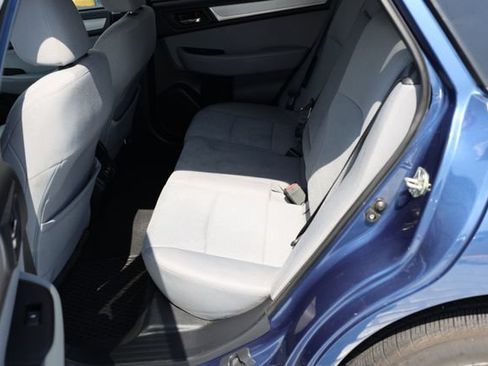 Used 2019 Subaru Outback 2.5i Premium AWD/4WD image 36