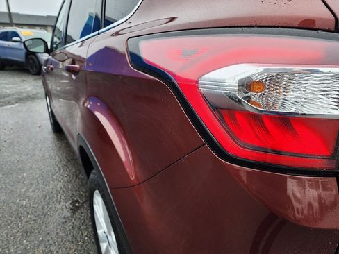 Used 2018 Ford Escape SE image 33