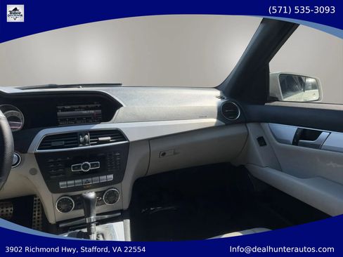 Used 2013 Mercedes-Benz C 250 Sedan image 28