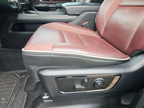 Used 2025 RAM 1500 Limited image 19