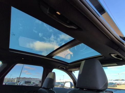 Used 2023 BMW X1 xDrive28i image 21