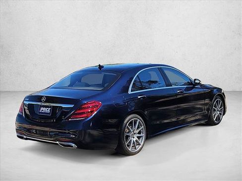 Used 2018 Mercedes-Benz S 560 Sedan image 5
