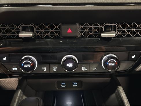 Used 2025 Honda Accord EX-L image 31