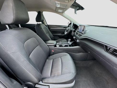 Used 2021 Nissan Altima 2.5 SV FWD image 19
