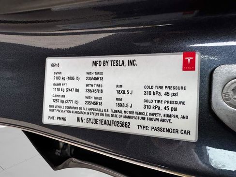 Used 2018 Tesla Model 3 Long Range image 28