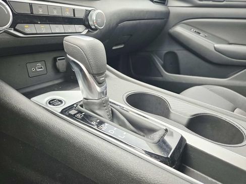 Used 2023 Nissan Altima 2.5 S FWD image 25