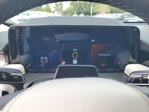 New 2026 Lincoln Aviator 2WD image 27