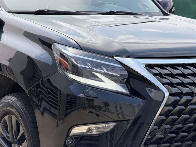 Used 2021 Lexus GX 460 Premium w/ Premium Package AWD/4WD image 12