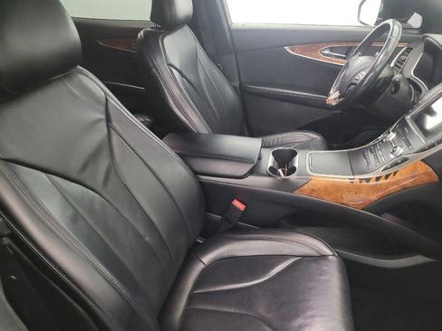 Used 2018 Lincoln MKX Reserve w/ Lincoln MKX Climate Package image 21