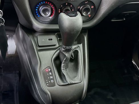 Used 2021 RAM ProMaster City Tradesman image 8