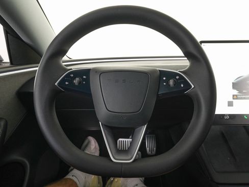 Used 2025 Tesla Model 3 Long Range image 18