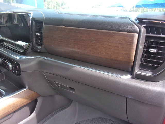 Used 2024 Chevrolet Silverado 1500 High Country w/ High Country Premium Package AWD/4WD image 41