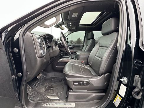 Used 2022 GMC Sierra 2500 Denali w/ Denali Ultimate Package image 2