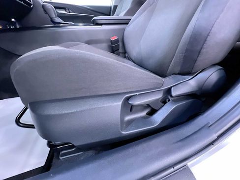 Used 2025 Toyota Camry LE FWD image 13