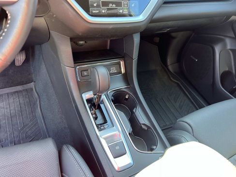 Certified 2025 Subaru Ascent Limited w/ Popular Package #1 image 30