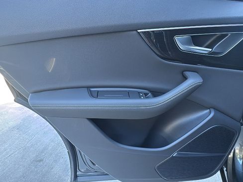 New 2026 Audi Q8 Premium Plus image 16