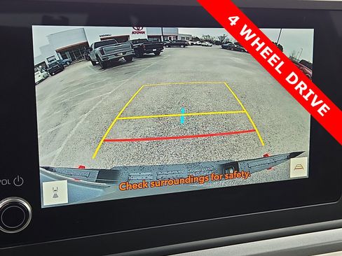 Used 2024 Toyota Tacoma TRD Off-Road image 18