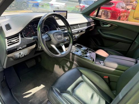 Used 2019 Audi Q7 3.0T Premium AWD/4WD image 11