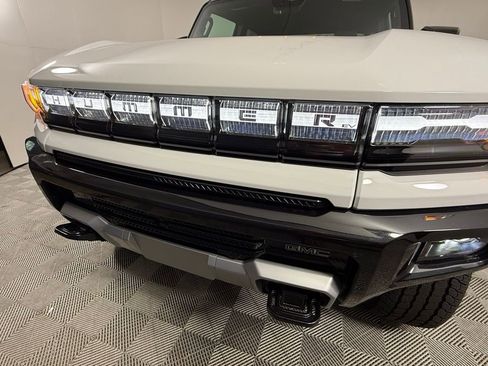 New 2026 GMC Hummer EV 4x4 Crew Cab image 12