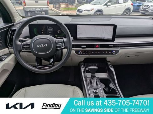 Used 2025 Kia Sorento S w/ Panoramic Sunroof Package AWD/4WD image 29