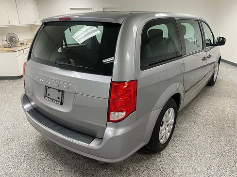 Used 2016 Dodge Grand Caravan American Value Package image 5