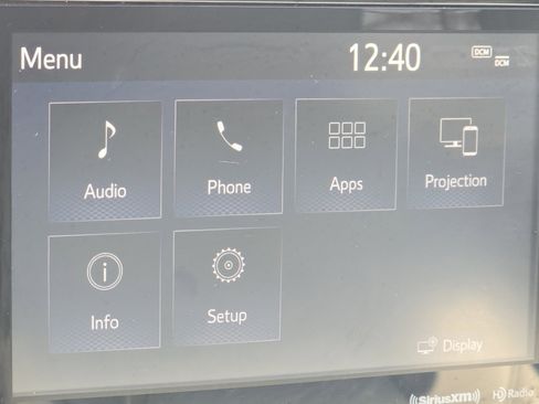 Used 2020 Toyota Highlander XLE image 31