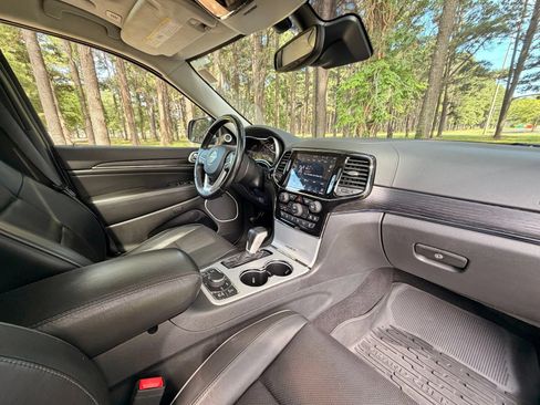 Used 2020 Jeep Grand Cherokee Summit w/ Platinum Series Group AWD/4WD image 21