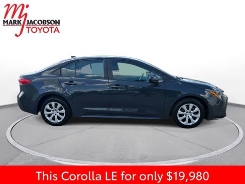 Used 2024 Toyota Corolla LE image 7