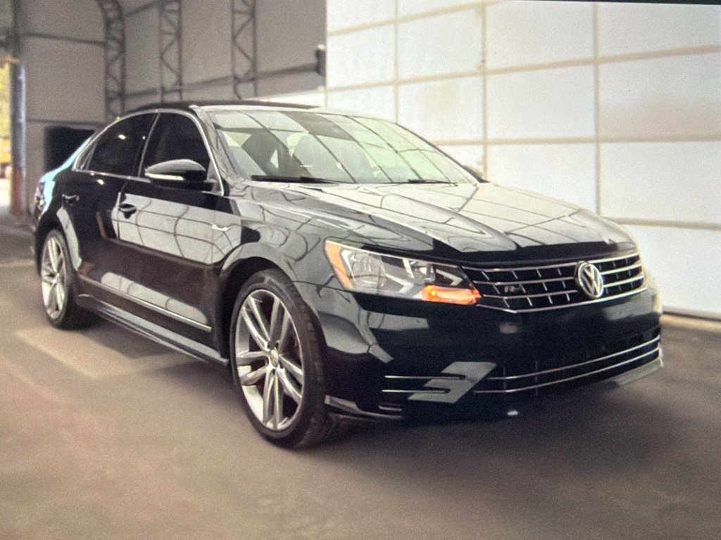 Used 2017 Volkswagen Passat 1.8T R-Line FWD image 5