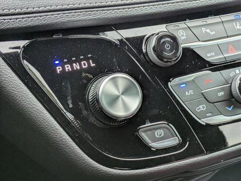New 2026 Chrysler Pacifica Select FWD image 15