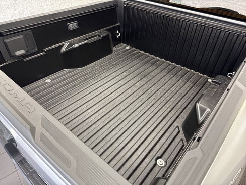 New 2026 Toyota Tacoma TRD Off-Road image 9