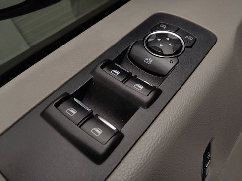 Used 2015 Ford F150 XLT w/ Equipment Group 302A Luxury image 27