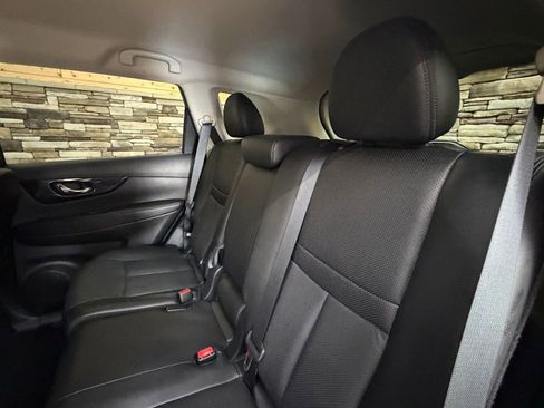 Used 2019 Nissan Rogue SL image 28