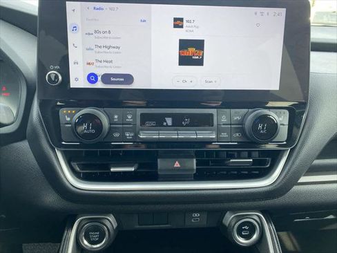 Certified 2025 Toyota Grand Highlander AWD image 18