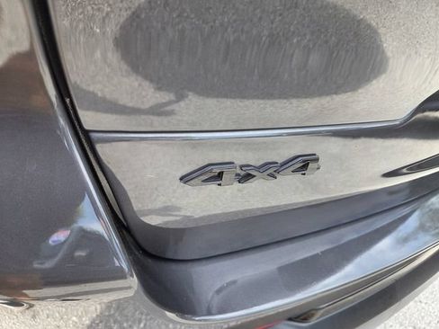 Used 2024 Jeep Grand Cherokee L Laredo AWD/4WD image 10